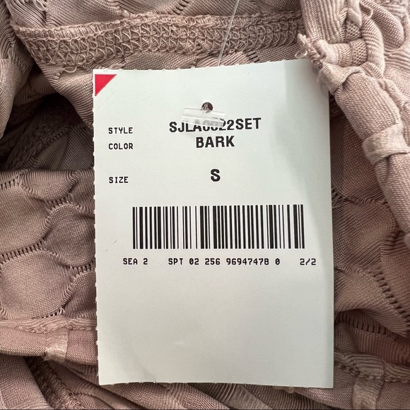 3/$25  NWT Fitness Romper & Cover small - Picture 9 of 10